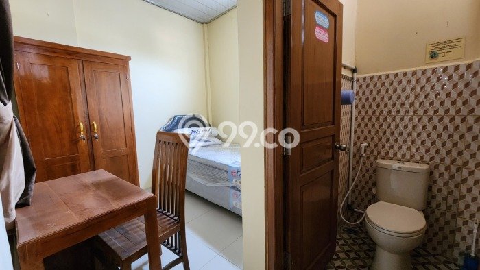 Kost Dijual Lokasi Jebres, Solo, 66 KT, 66 KM, 950m2 Kost Dijual Lokasi Jebres, Solo, 66 KT, 66 KM, 950m2