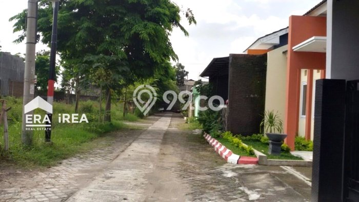 Lahan Strategis di Kartosuro Dijual dengan Luas 100m2 Lahan Strategis di Kartosuro Dijual dengan Luas 100m2