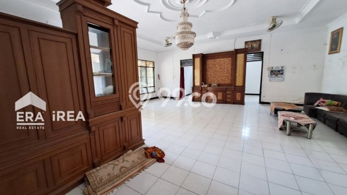 Dijual Hunian Mewah dengan Fasilitas Sekitar Komplit di Laweyan, Solo Dijual Hunian Mewah dengan Fasilitas Sekitar Komplit di Laweyan, Solo