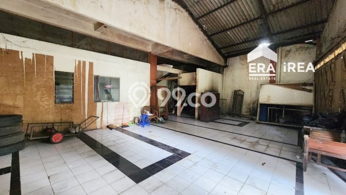 Unit Komersial Paling Strategis di Manahan Solo dengan LB 150m2 Unit Komersial Paling Strategis di Manahan Solo dengan LB 150m2