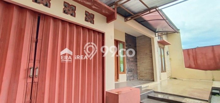 For Sale Rumah 3 Kamar Lokasi Ideal Nyaman dan Strategis di Grogol For Sale Rumah 3 Kamar Lokasi Ideal Nyaman dan Strategis di Grogol