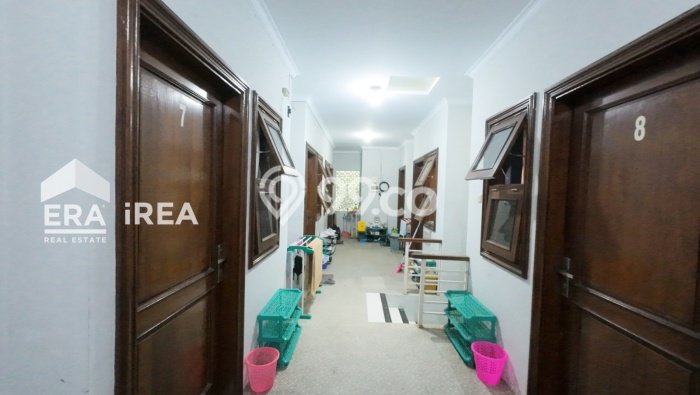 Dijual Kost di Kawasan Kartosuro, Solo, Spesifikasi 10 KT, 10 KM, 210m2 Dijual Kost di Kawasan Kartosuro, Solo, Spesifikasi 10 KT, 10 KM, 210m2