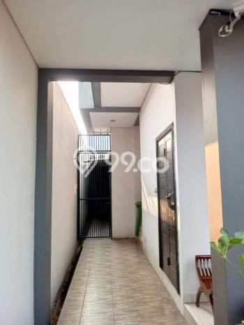 Dijual Rumah Luas Megah Dengan View Cantik di Meruya, Jakarta Barat Dijual Rumah Luas Megah Dengan View Cantik di Meruya, Jakarta Barat
