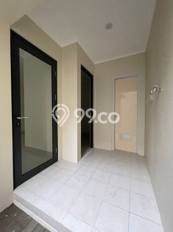 Jual Rumah Mewah Elegan Dengan View Cantik di Summarecon Serpong, Tangerang Jual Rumah Mewah Elegan Dengan View Cantik di Summarecon Serpong, Tangerang