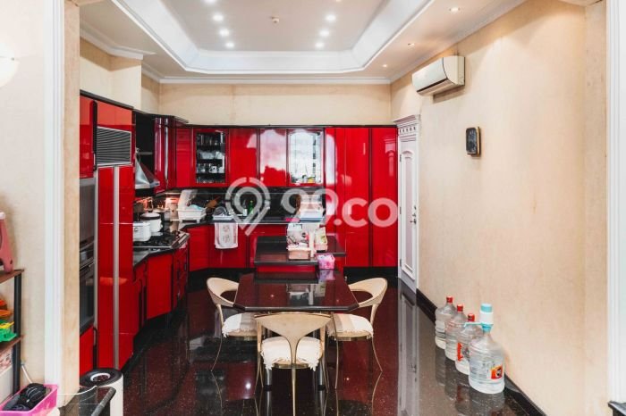 Rumah Luxury Modern Tanpa Renovasi di Pantai Indah Kapuk Jakarta Utara Rumah Luxury Modern Tanpa Renovasi di Pantai Indah Kapuk Jakarta Utara