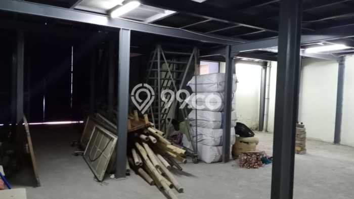 Dijual! Gudang di Pantai Indah Kapuk Jakarta Utara LT 162m2 / LB 265m2 Kawasan Bisnis Dijual! Gudang di Pantai Indah Kapuk Jakarta Utara LT 162m2 / LB 265m2 Kawasan Bisnis