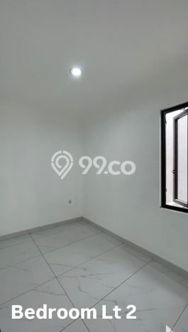 For Sale Hunian Rumah Terawat 3 Kamar di Duta Garden, Tangerang For Sale Hunian Rumah Terawat 3 Kamar di Duta Garden, Tangerang