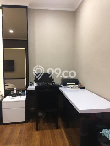 Rumah Elit Modern Tanpa Renovasi di Green Lake City Jakarta Barat Rumah Elit Modern Tanpa Renovasi di Green Lake City Jakarta Barat