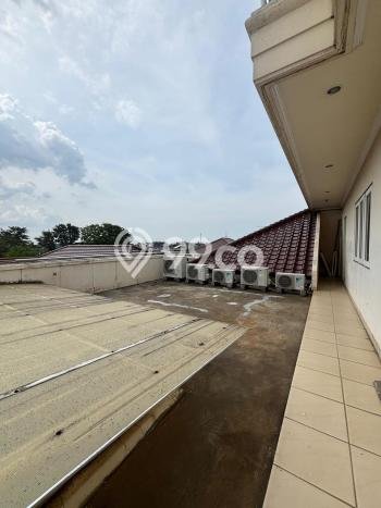 Ready to Use! Premium House LT 300m2 Desain Elegan di Green garden Ready to Use! Premium House LT 300m2 Desain Elegan di Green garden
