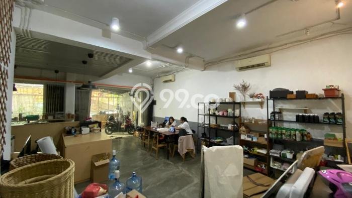 Hunian Mewah Siap Huni LT 136m2 di Kelapa Gading, Jakarta Utara Hunian Mewah Siap Huni LT 136m2 di Kelapa Gading, Jakarta Utara