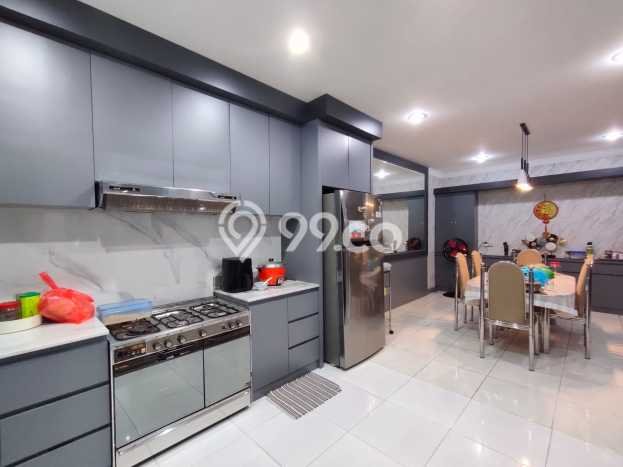 Rumah Elit LB 180m2 Siap Pakai Desain Elegan di Muara Karang, Jakarta Utara Rumah Elit LB 180m2 Siap Pakai Desain Elegan di Muara Karang, Jakarta Utara