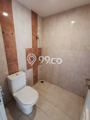 Disewakan Rumah Harga Terjangkau di Green Mansion Jakarta Barat dengan 4 KT Disewakan Rumah Harga Terjangkau di Green Mansion Jakarta Barat dengan 4 KT