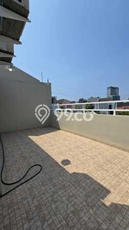 Dijual Rumah Mewah Elegan Dengan View Cantik di Green Ville, Jakarta Barat Dijual Rumah Mewah Elegan Dengan View Cantik di Green Ville, Jakarta Barat