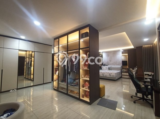 Hunian Super Mewah dengan Akses Paling Strategis di Pluit, Jakarta Utara Hunian Super Mewah dengan Akses Paling Strategis di Pluit, Jakarta Utara