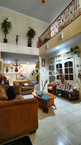 Ready to Use! Premium House LT 135m2 Desain Modern di Kemanggisan Ready to Use! Premium House LT 135m2 Desain Modern di Kemanggisan