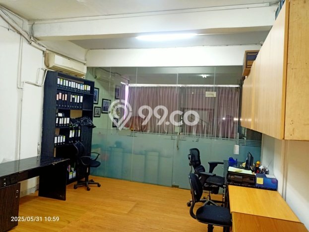 Ruko Dijual di Kawasan Kebon Jeruk, Jakarta Barat Harga Kompetitif Ruko Dijual di Kawasan Kebon Jeruk, Jakarta Barat Harga Kompetitif