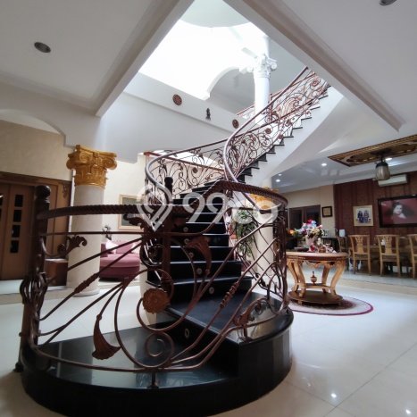 Hunian Elit LB 1400m2 Siap Huni Desain Elegan di Sunter, Jakarta Utara Hunian Elit LB 1400m2 Siap Huni Desain Elegan di Sunter, Jakarta Utara