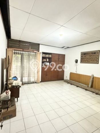 Rumah Luxury Modern Tanpa Renovasi di Slipi Jakarta Barat Rumah Luxury Modern Tanpa Renovasi di Slipi Jakarta Barat