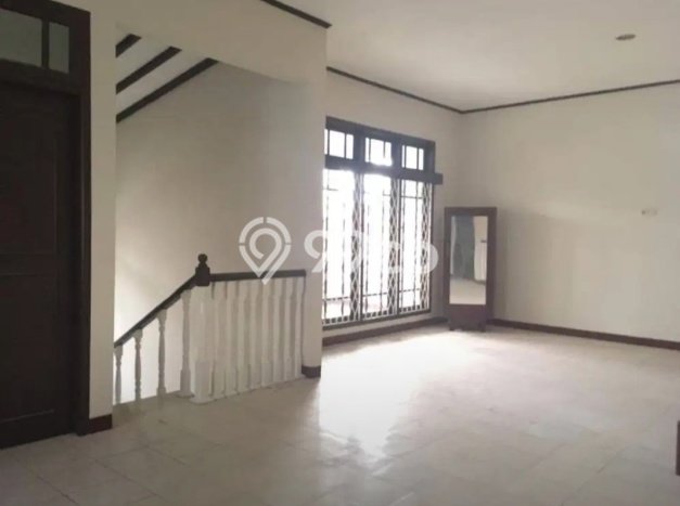 Disewakan Segera Rumah Kondisi Baik di Area Kembangan, Jakarta Barat Disewakan Segera Rumah Kondisi Baik di Area Kembangan, Jakarta Barat