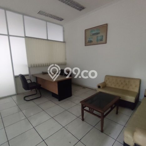Unit Gudang Dijual di Jakarta Pusat LT 2145m2 & LB 1423m2 Unit Gudang Dijual di Jakarta Pusat LT 2145m2 & LB 1423m2