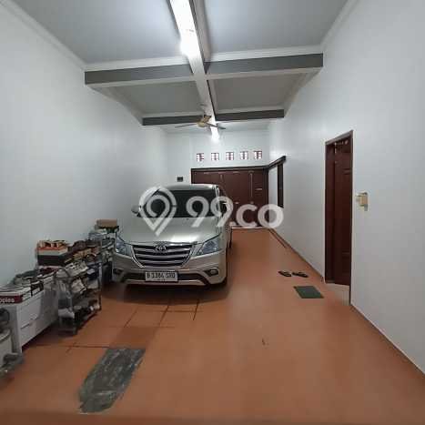 Siap Huni Hunian Elit 4 Kamar di Tanah Abang Dekat ke Mana Pun Siap Huni Hunian Elit 4 Kamar di Tanah Abang Dekat ke Mana Pun