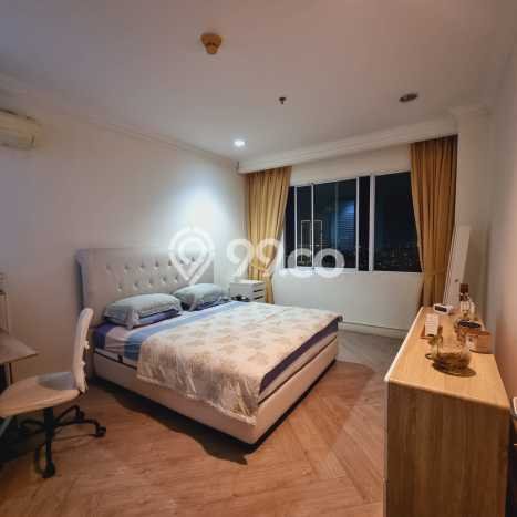 Hunian Apartemen Eksklusif untuk Dijual di Jakarta Selatan dengan 4 BR & 3 Kamar Mandi Hunian Apartemen Eksklusif untuk Dijual di Jakarta Selatan dengan 4 BR & 3 Kamar Mandi