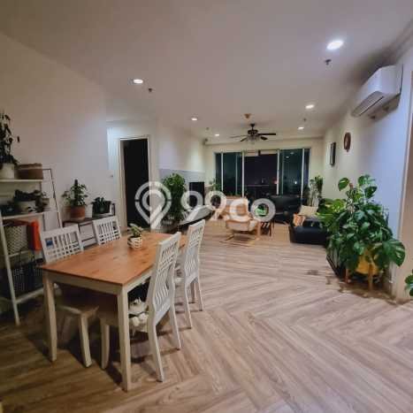 Hunian Apartemen Eksklusif untuk Dijual di Jakarta Selatan dengan 4 BR & 3 Kamar Mandi Hunian Apartemen Eksklusif untuk Dijual di Jakarta Selatan dengan 4 BR & 3 Kamar Mandi