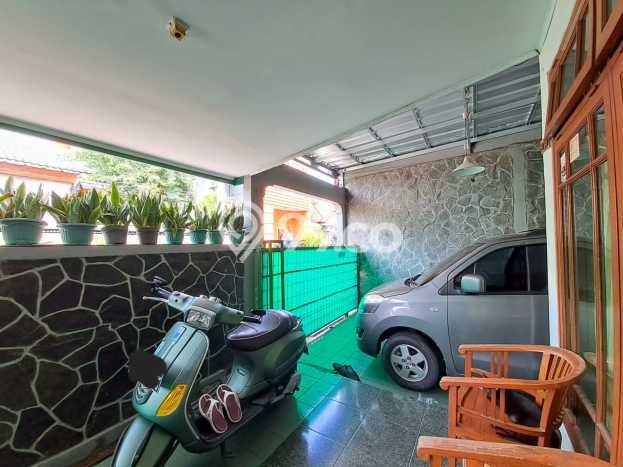 Hunian Cantik Minimalis Lb 280m2 di Kebon Jeruk, Jakarta Barat Hunian Cantik Minimalis Lb 280m2 di Kebon Jeruk, Jakarta Barat