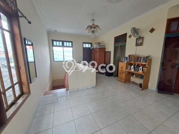 Hunian Cantik Minimalis Lb 280m2 di Kebon Jeruk, Jakarta Barat Hunian Cantik Minimalis Lb 280m2 di Kebon Jeruk, Jakarta Barat