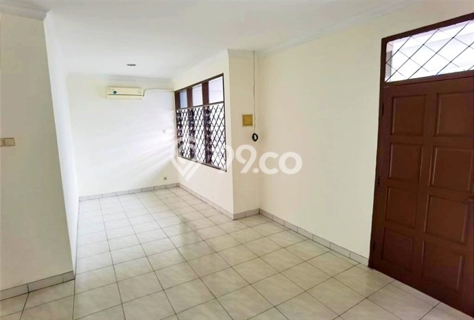 Rumah Mewah 3 KT 3 KM di Kawasan Asri Kembangan, Jakarta Barat Rumah Mewah 3 KT 3 KM di Kawasan Asri Kembangan, Jakarta Barat