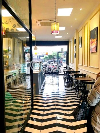 Ruko untuk Disewa di Pusat Jakarta Barat Luas Bangunan 245m2 Ruko untuk Disewa di Pusat Jakarta Barat Luas Bangunan 245m2