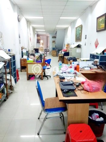 Ruko Dijual di Jakarta Pusat LT 100m2 & LB 450m2 Lokasi Terbaik! Ruko Dijual di Jakarta Pusat LT 100m2 & LB 450m2 Lokasi Terbaik!