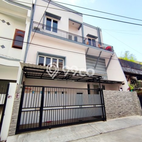 Rumah di Tomang, Jakarta Barat, Luas 128m² Bangunan 330m² - SEGERA MILIKI! Rumah di Tomang, Jakarta Barat, Luas 128m² Bangunan 330m² - SEGERA MILIKI!