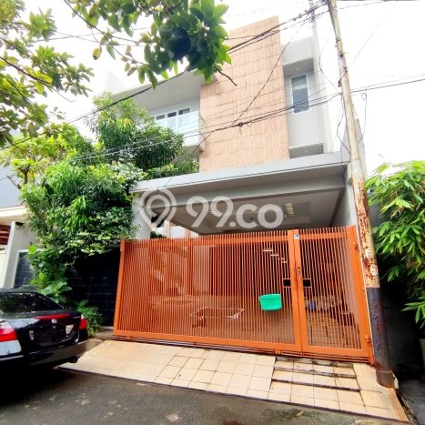 Rumah Mewah Siap Huni LT 200m2 di Kembangan, Jakarta Barat Rumah Mewah Siap Huni LT 200m2 di Kembangan, Jakarta Barat