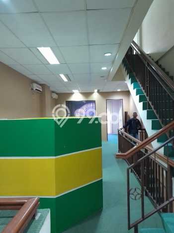 Ruko Dijual di Jakarta Selatan LT 70m2 & LB 200m2 Lokasi Terbaik! Ruko Dijual di Jakarta Selatan LT 70m2 & LB 200m2 Lokasi Terbaik!