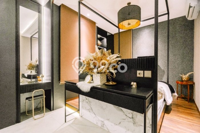 Jual Rumah Luas Megah Dengan View Eksklusif di Duri Kepa, Jakarta Barat Jual Rumah Luas Megah Dengan View Eksklusif di Duri Kepa, Jakarta Barat