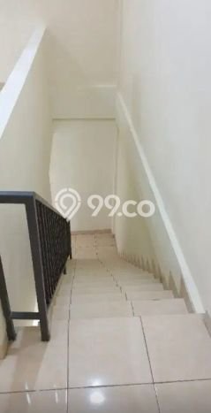 Ruko Dijual di Jakarta Barat LT 120m2 & LB 360m2 Lokasi Terbaik! Ruko Dijual di Jakarta Barat LT 120m2 & LB 360m2 Lokasi Terbaik!