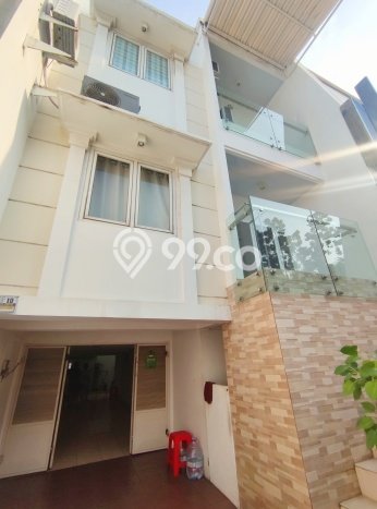 Dijual Rumah Mewah Elegan Dengan View Eksklusif di Grogol, Jakarta Barat Dijual Rumah Mewah Elegan Dengan View Eksklusif di Grogol, Jakarta Barat
