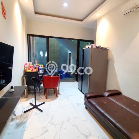 Hunian Mewah Siap Huni LT 100m2 di Kebon Jeruk, Jakarta Barat Hunian Mewah Siap Huni LT 100m2 di Kebon Jeruk, Jakarta Barat