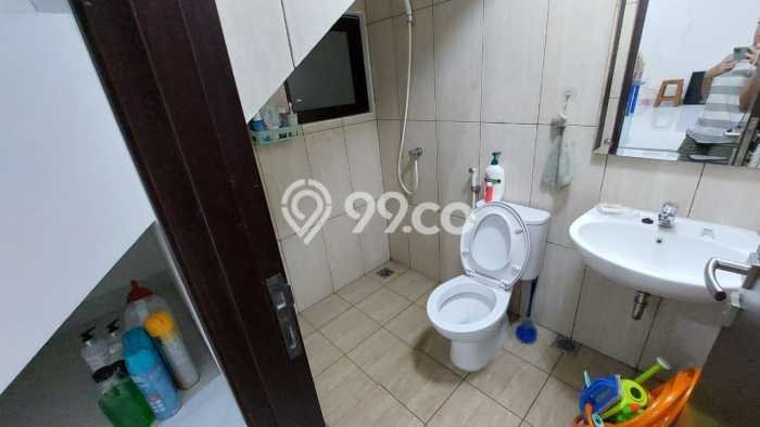 For Sale Rumah 4 Kamar Lokasi Ideal Bagus dan Strategis di Sindang Jaya For Sale Rumah 4 Kamar Lokasi Ideal Bagus dan Strategis di Sindang Jaya