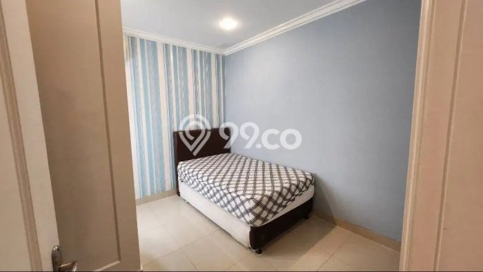 SPECIAL PROPERTY! Rumah di Kebon Jeruk, LT 196m² Bangunan 210m² SPECIAL PROPERTY! Rumah di Kebon Jeruk, LT 196m² Bangunan 210m²