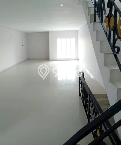 Unit Ruko Dijual di Kebon Jeruk Jakarta Barat Luas Tanah 180m2, Luas Bangunan 270m2 Unit Ruko Dijual di Kebon Jeruk Jakarta Barat Luas Tanah 180m2, Luas Bangunan 270m2