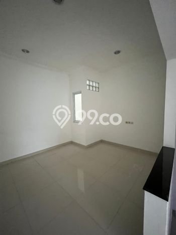 Hunian Mewah LB 144m2 Siap Huni Desain Elegan di Jelambar, Jakarta Barat Hunian Mewah LB 144m2 Siap Huni Desain Elegan di Jelambar, Jakarta Barat