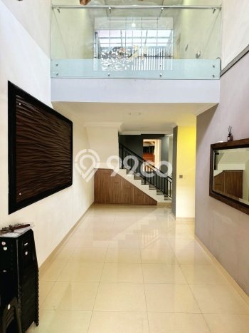 Jual Rumah Mewah Megah Dengan View Cantik di Green garden, Jakarta Barat Jual Rumah Mewah Megah Dengan View Cantik di Green garden, Jakarta Barat