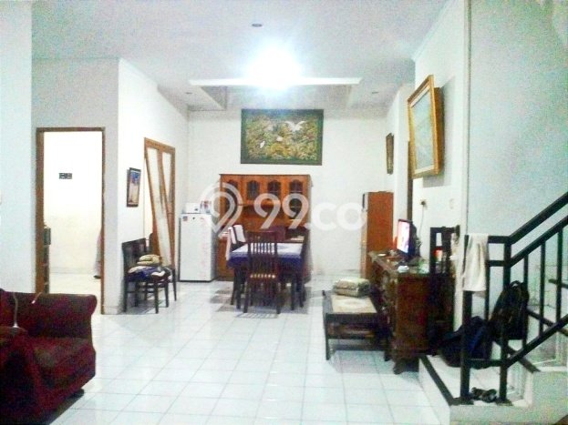 Rumah Mewah Dijual LT 336m2 di Kebon Jeruk, Jakarta Barat Rumah Mewah Dijual LT 336m2 di Kebon Jeruk, Jakarta Barat