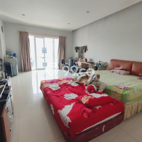 Rumah Mewah Siap Huni LT 200m2 di Kembangan, Jakarta Barat Rumah Mewah Siap Huni LT 200m2 di Kembangan, Jakarta Barat