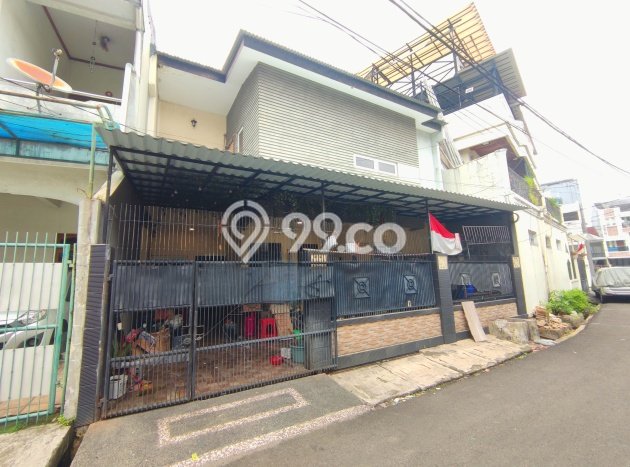 Rumah Elit Modern Tanpa Renovasi di Tomang Jakarta Barat Rumah Elit Modern Tanpa Renovasi di Tomang Jakarta Barat