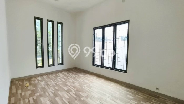 Rumah Disewakan Jakarta Barat LT 352m2 LB 500m2 Area Tanjung Duren Rumah Disewakan Jakarta Barat LT 352m2 LB 500m2 Area Tanjung Duren