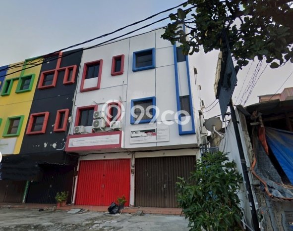 Ruko Dijual di Jakarta Barat LT 120m2 & LB 360m2 Lokasi Terbaik! Ruko Dijual di Jakarta Barat LT 120m2 & LB 360m2 Lokasi Terbaik!