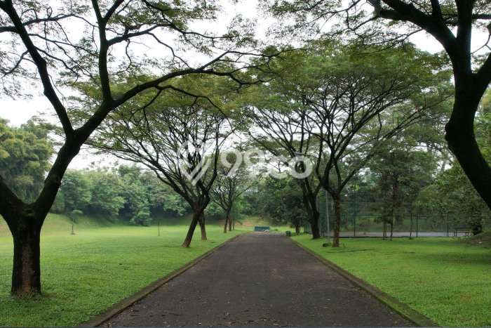 Rumah EXCLUSIVE area Alam Sutera, Tangerang, Luas 160m² LB 209m² HARGA TERBAIK! Rumah EXCLUSIVE area Alam Sutera, Tangerang, Luas 160m² LB 209m² HARGA TERBAIK!